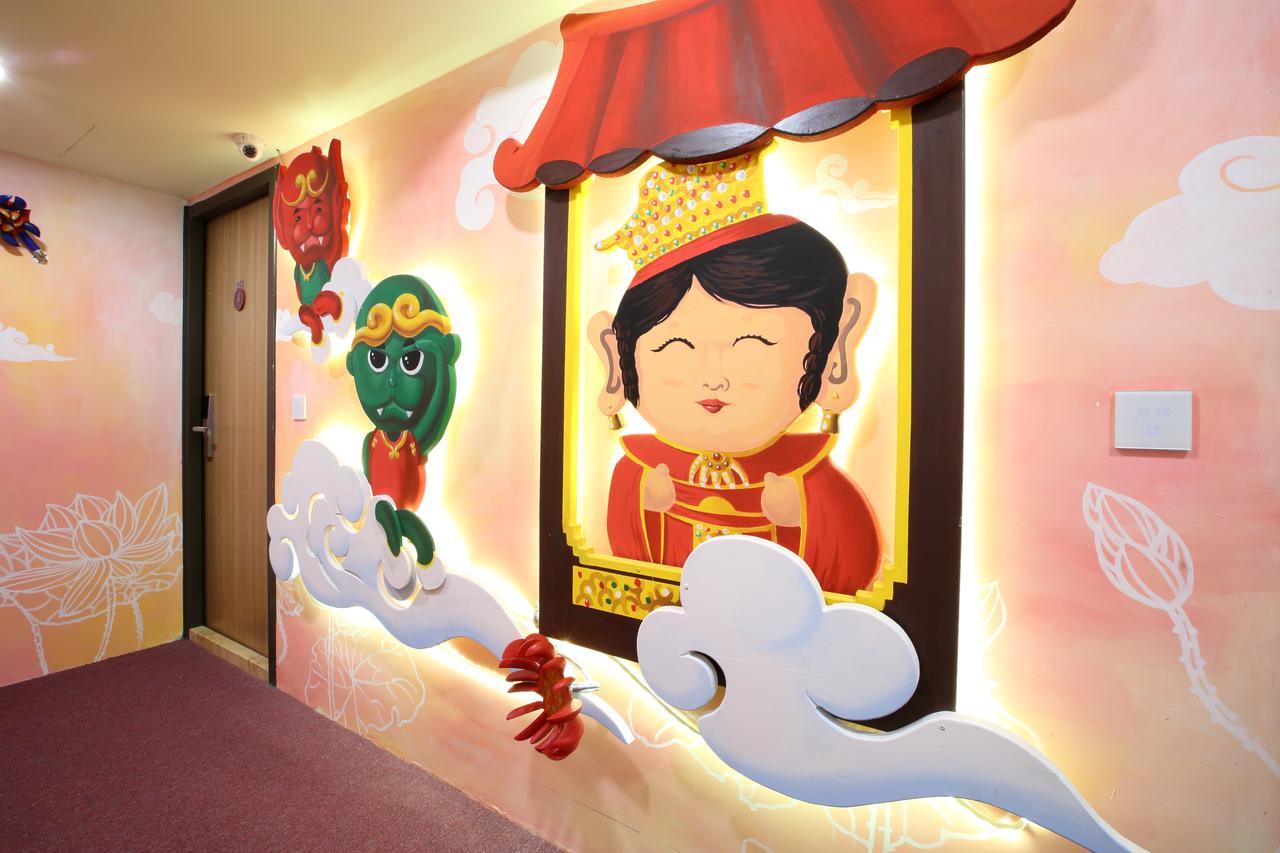 Hotel We Have Story Taichung Exterior foto